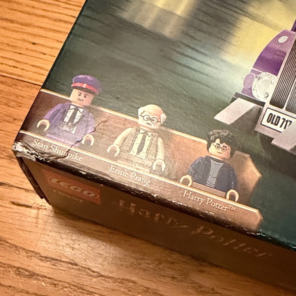 LEGO Harry Potter Purple Knight Bus Set 75957 NEW in Box Never Opened - Picture 2 of 10